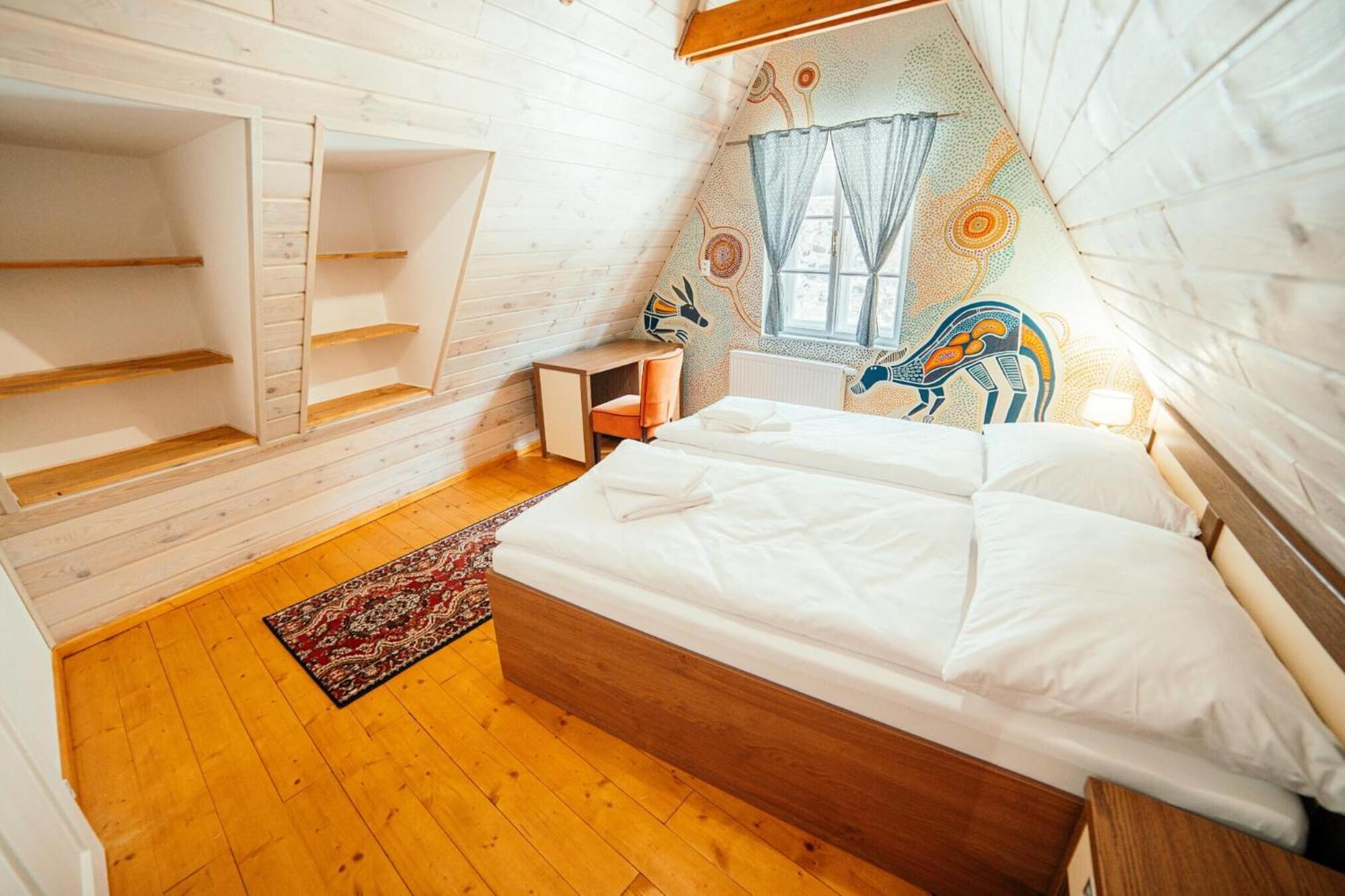 Hostel Cosmopolitan*