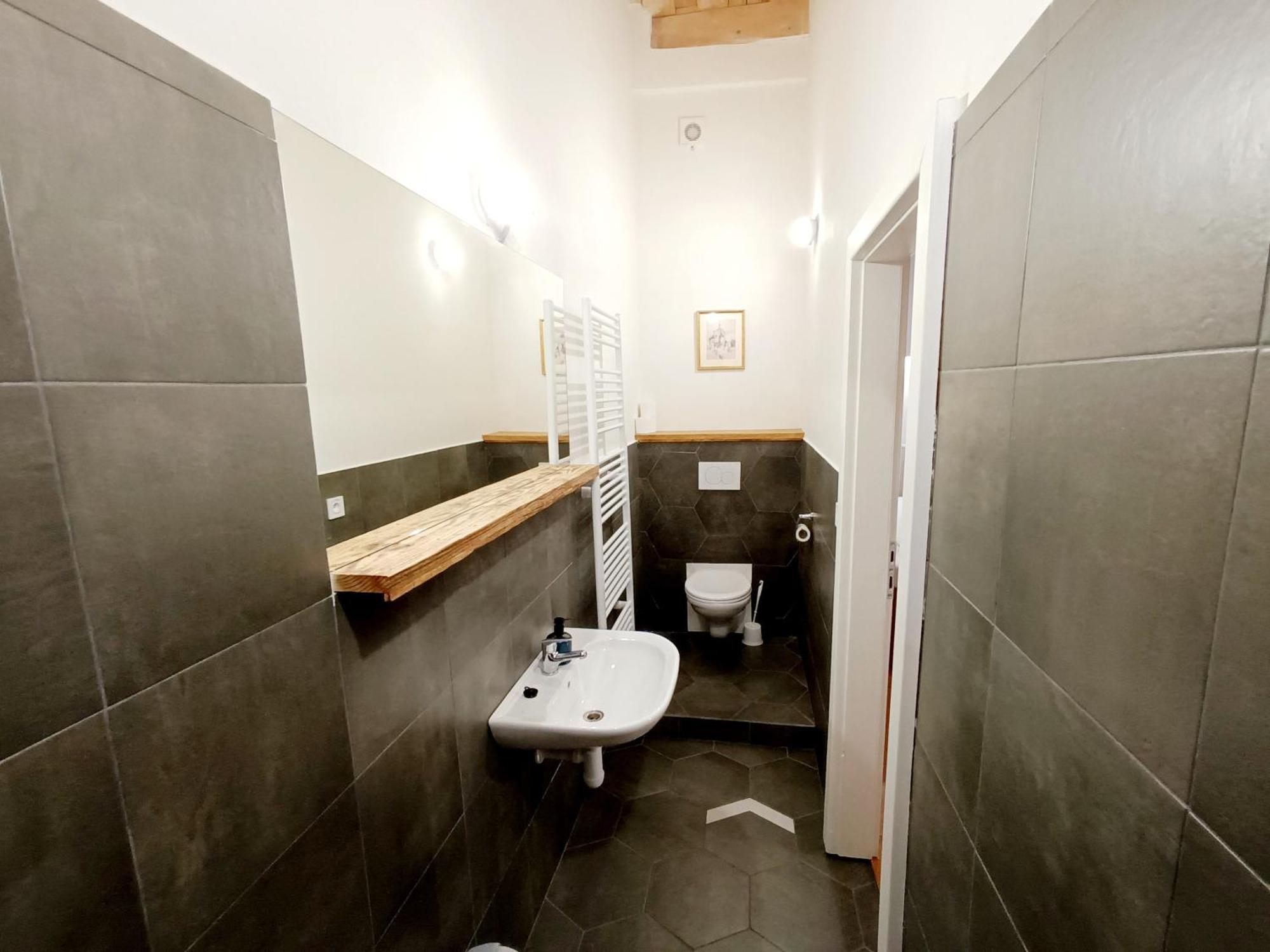 Hostel Cosmopolitan* *